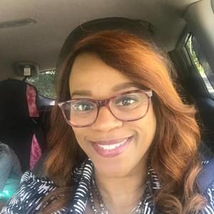 Meet your Posher, Lavette